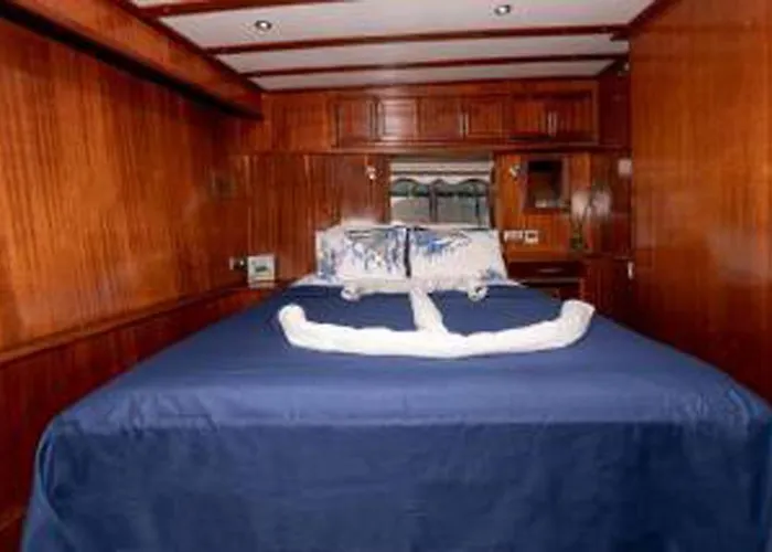 Atinayachting Botel Marmaris