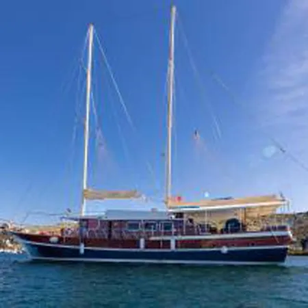 Atinayachting * 马尔马里斯